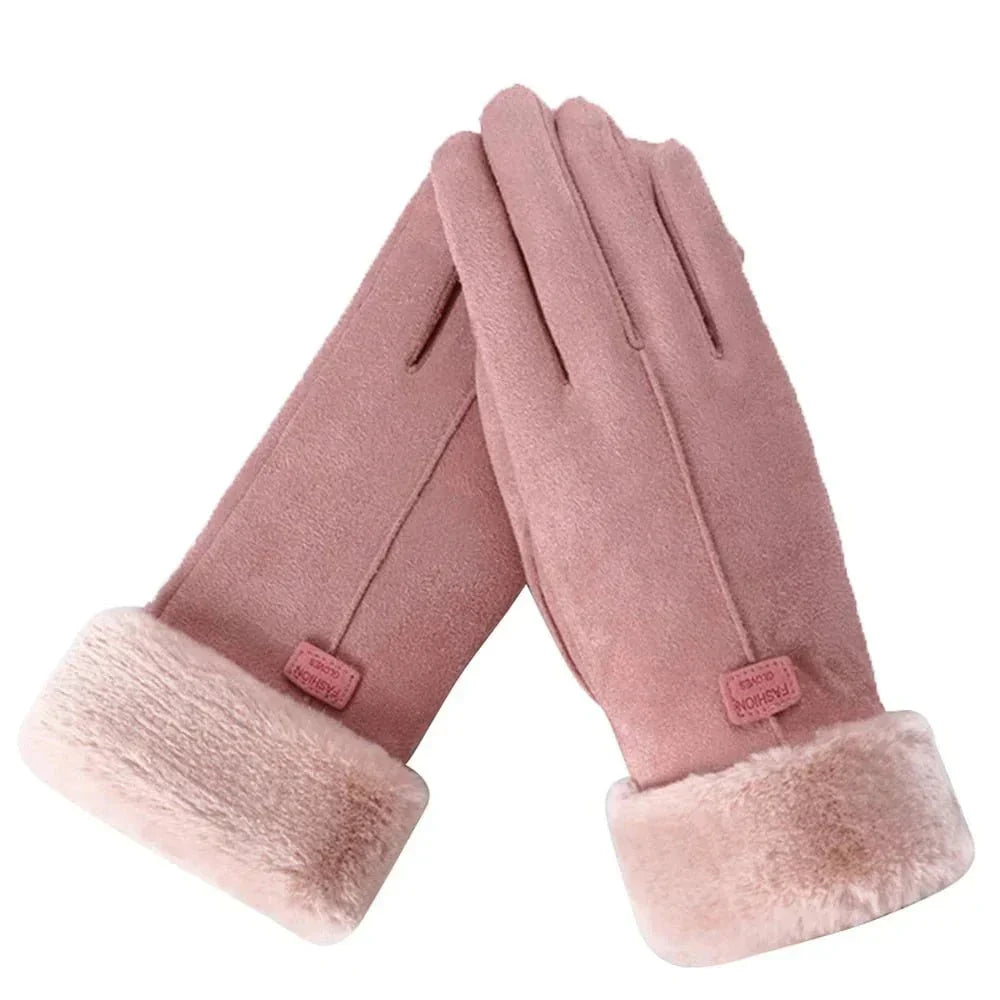 Heated women's gloves with touchscreen functionality and adjustable heat