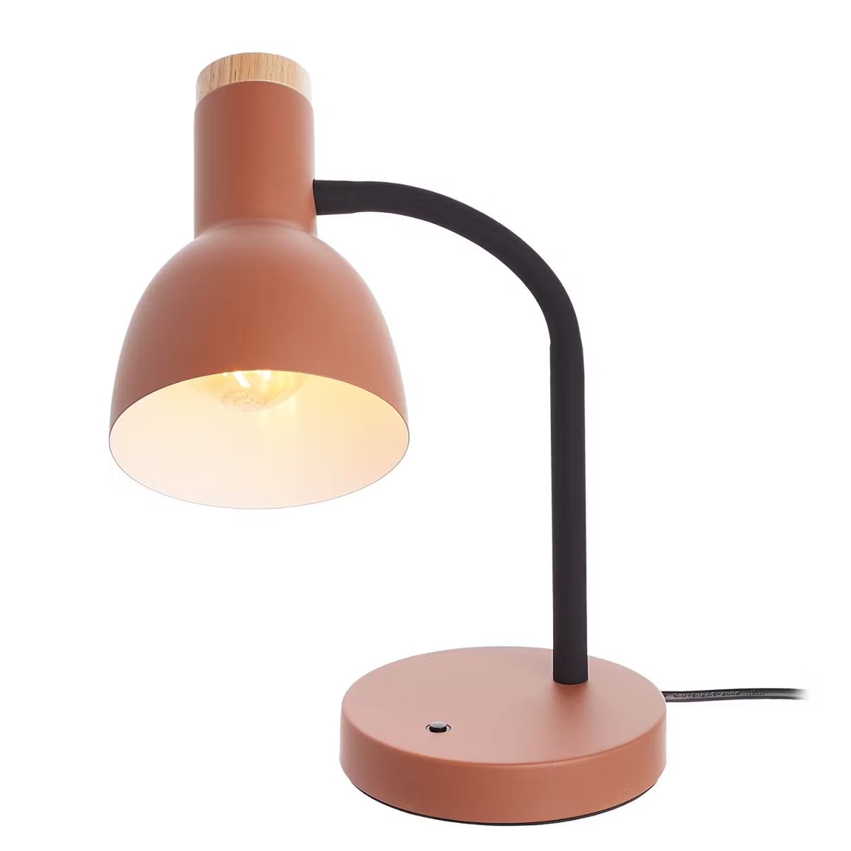 Modern metal desk lamp – Focused light for home offices and reading