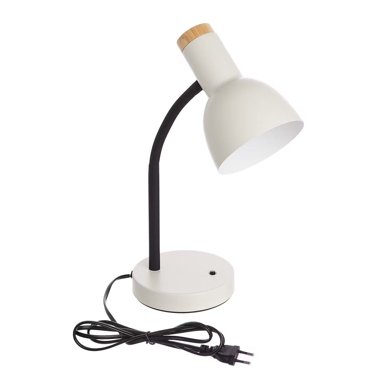 Modern metal desk lamp – Focused light for home offices and reading