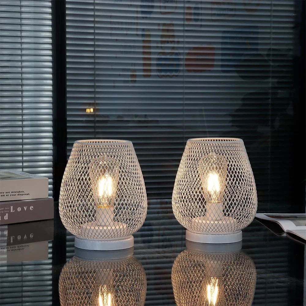 Cordless LED table lamp with warm white light - battery-powered