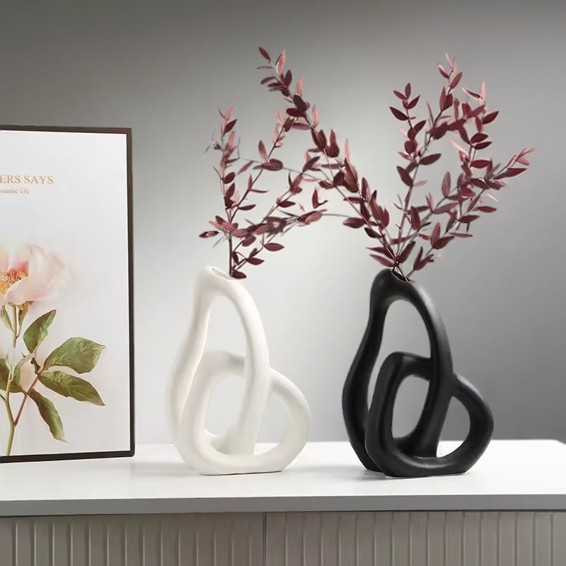 Keramikvase in Herzform – modernes Deko-Objekt für Zuhause
