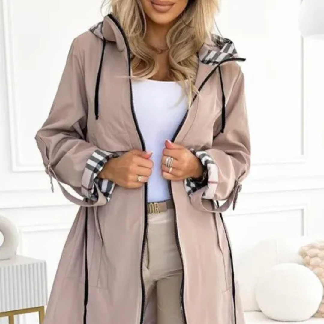 Damen Regenjacke mit Kapuze – wasserdicht, windabweisend, tailliert
