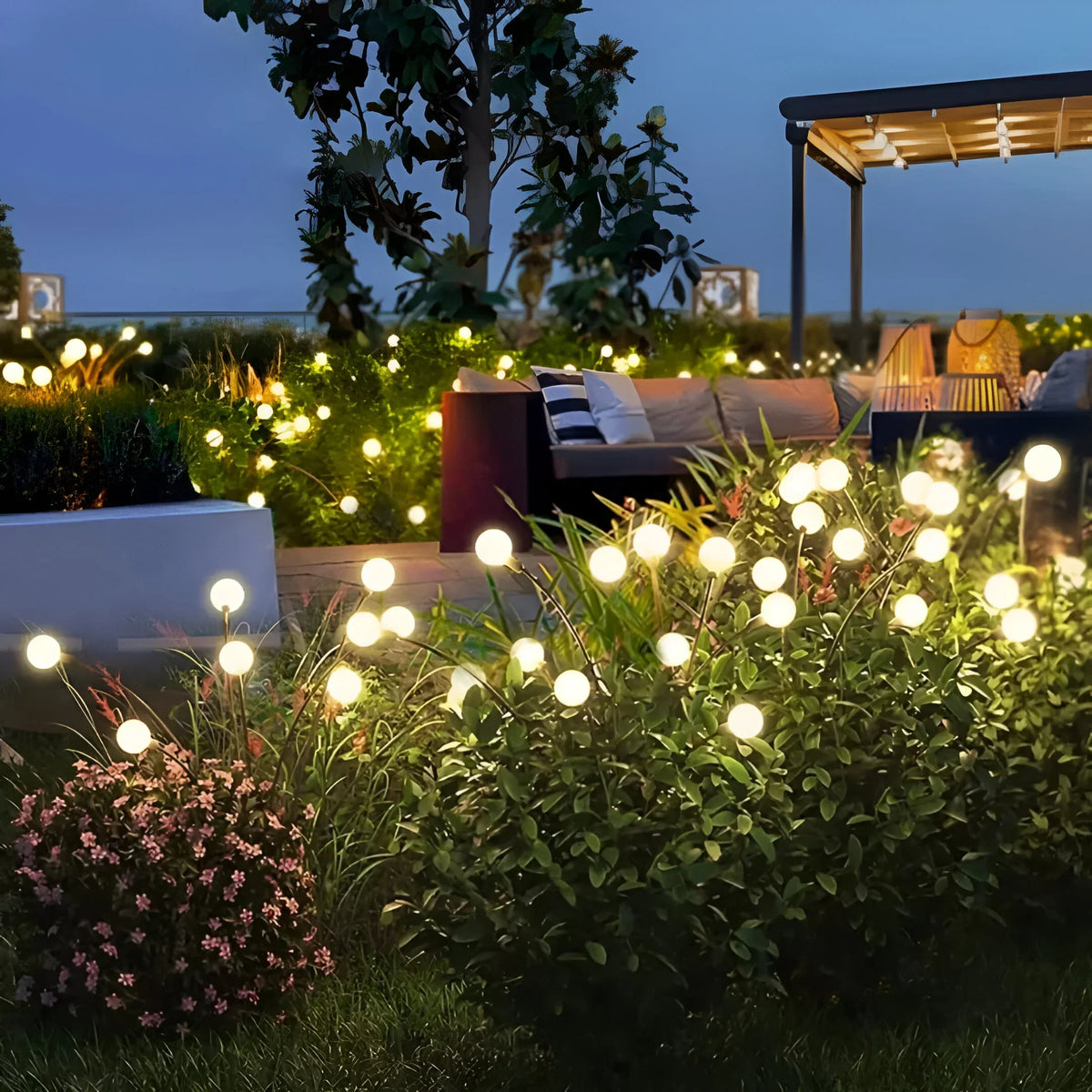 Solar garden pendant light - movable solar lamp for outdoor use
