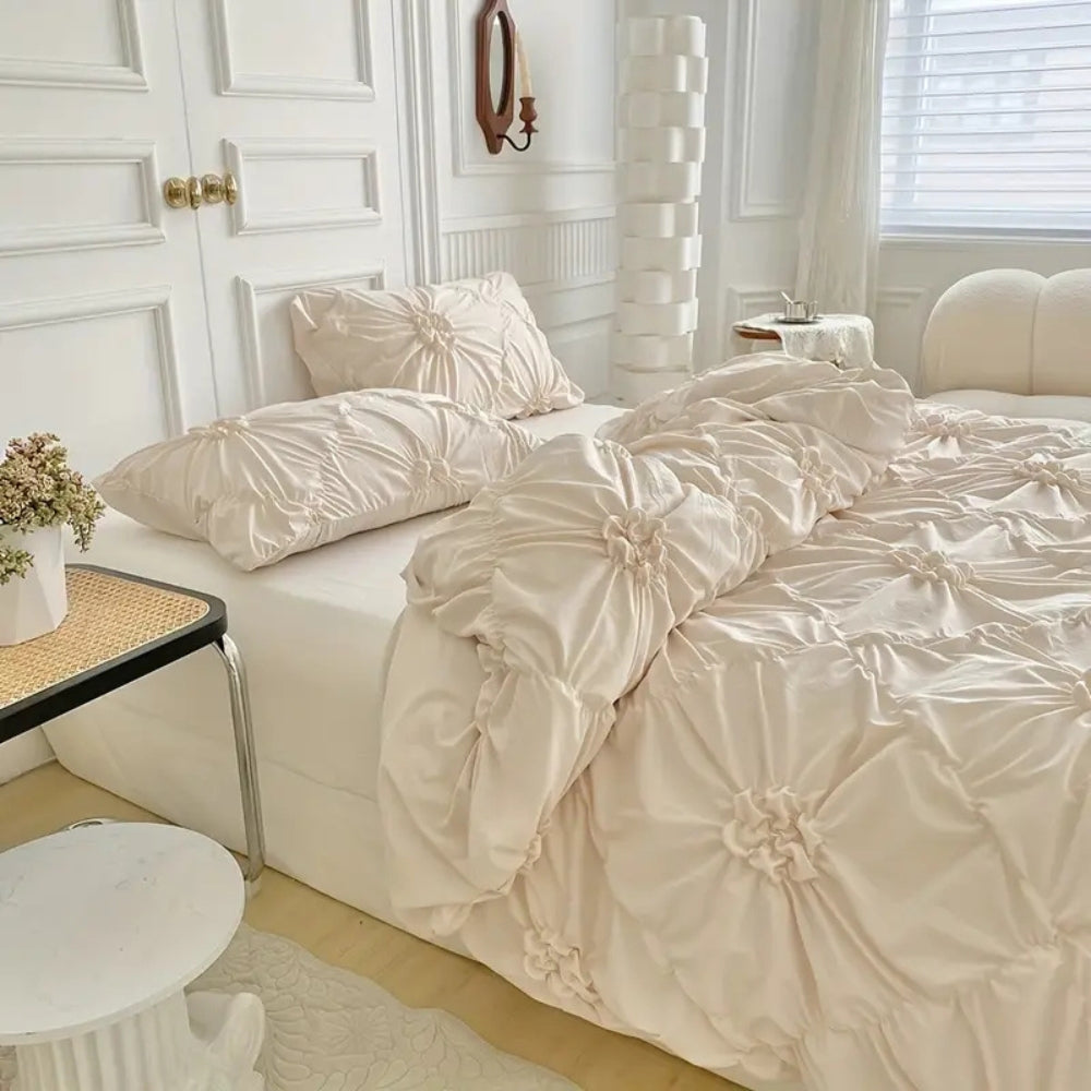 Bedding set with ruffles and floral pattern, including pillowcases