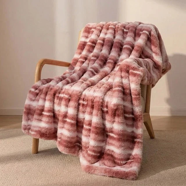Kunstfell Kuscheldecke in Kaninchenfelloptik – weich und warm