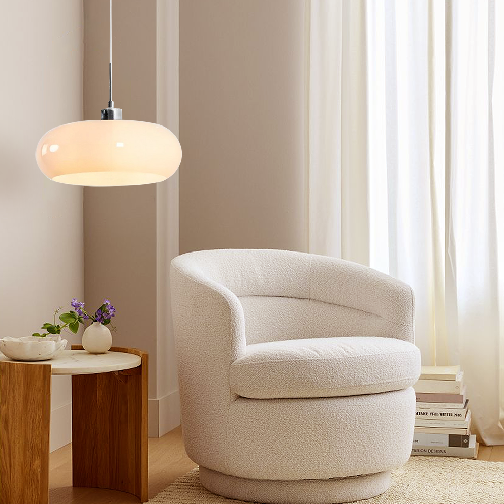 Glas-Pendelleuchte im Nordic Bauhaus Stil für jeden Raum
