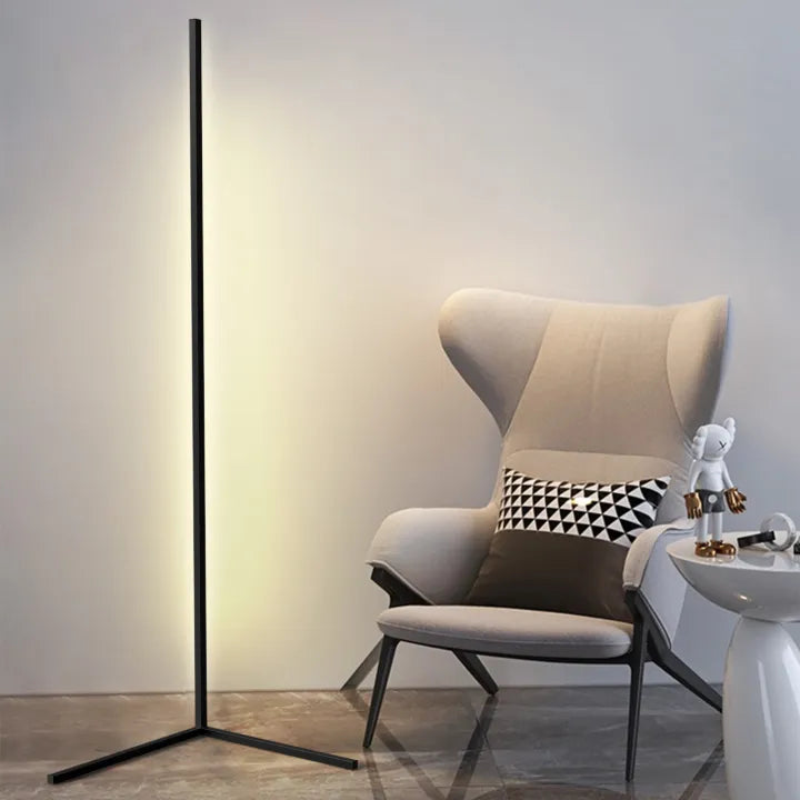 Dimmbare LED-Stehlampe für Ecken mit 3 Farbtemperaturen und Fernbedienung