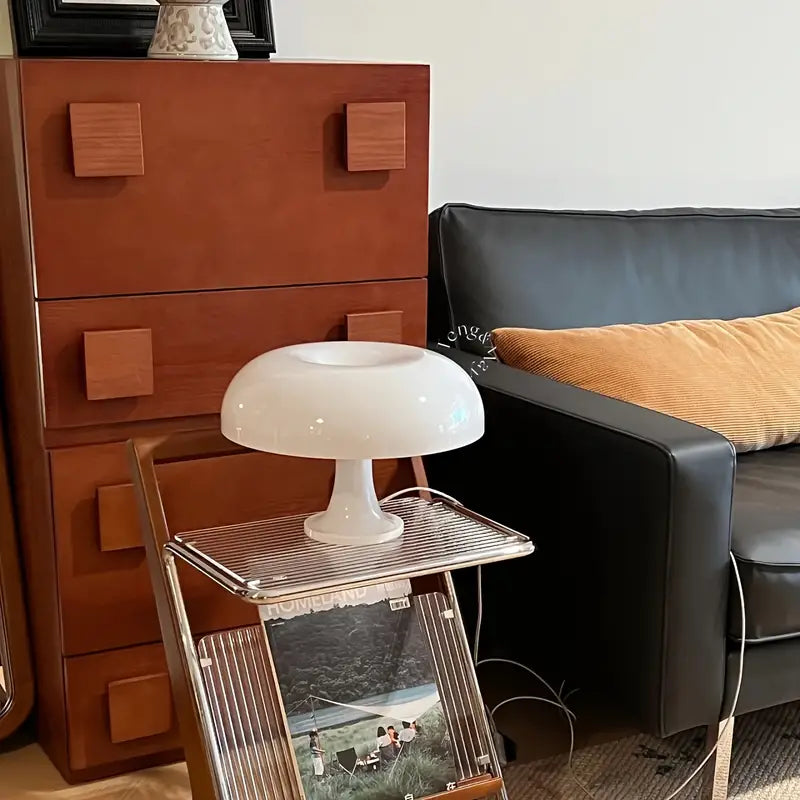 Portable mushroom lamp with LED - cordless and atmospheric