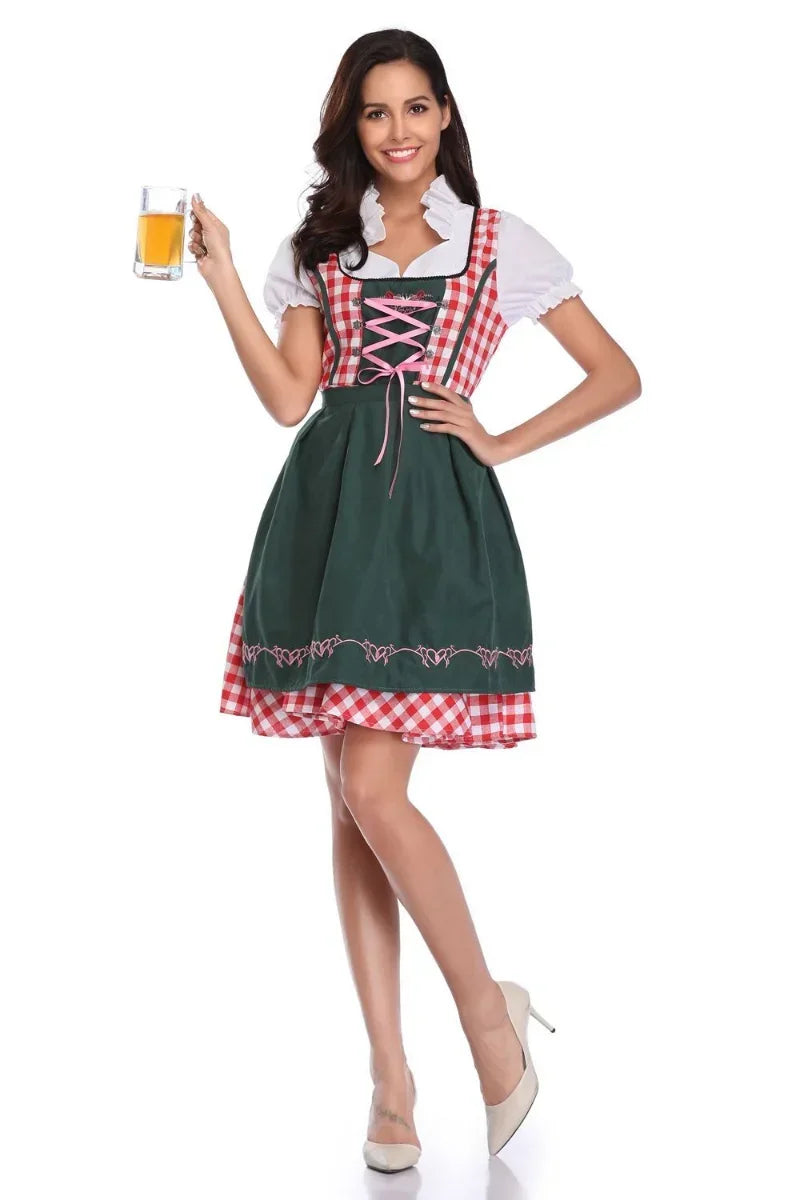 Kostümset für Damen und Herren – Tracht komplett