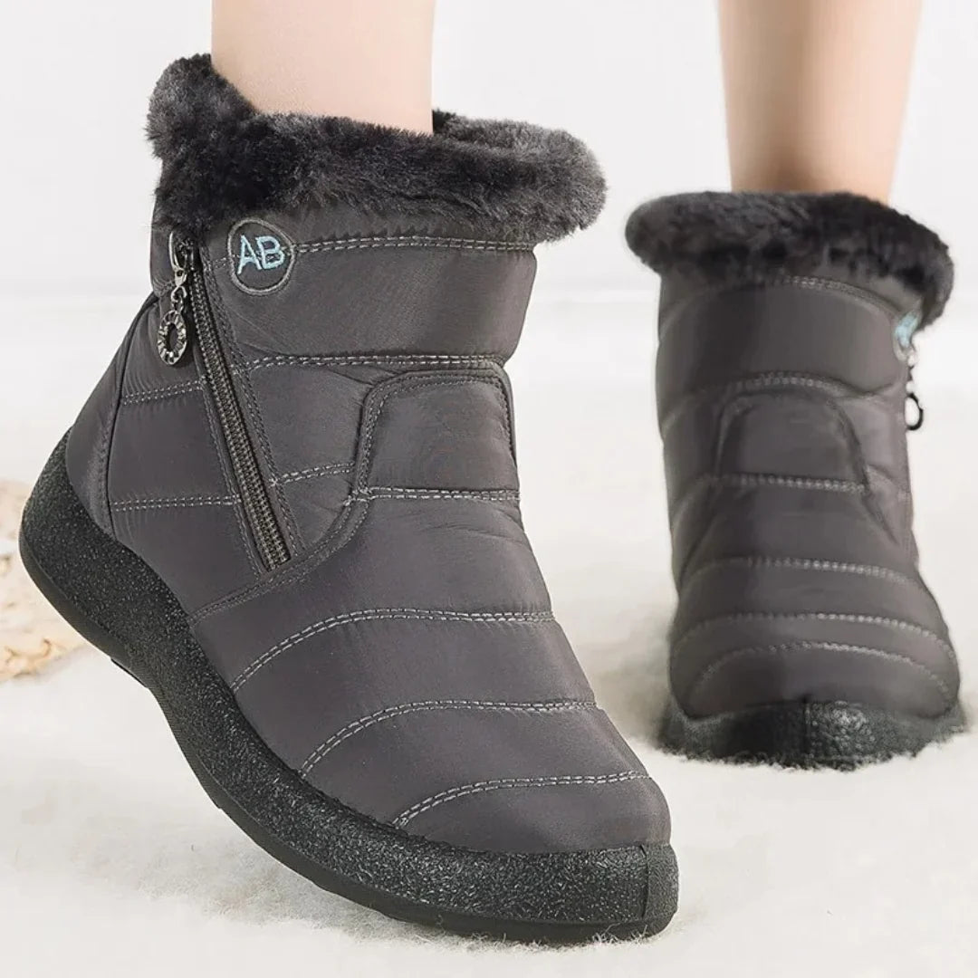 Lined winter boots - water-repellent and slip-resistant