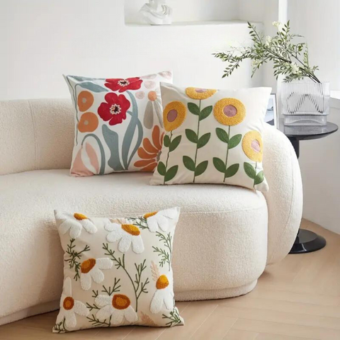 Kissenbezug mit gesticktem Blumen- und Botanik-Muster product image 10