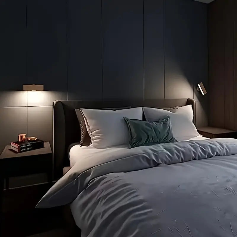 Wireless wall lamp with a wood finish - rechargeable and dimmable