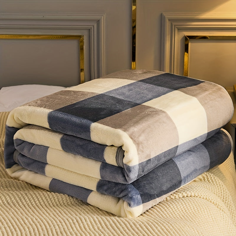 Fleece blanket with tropical leaf pattern – soft and lightweight