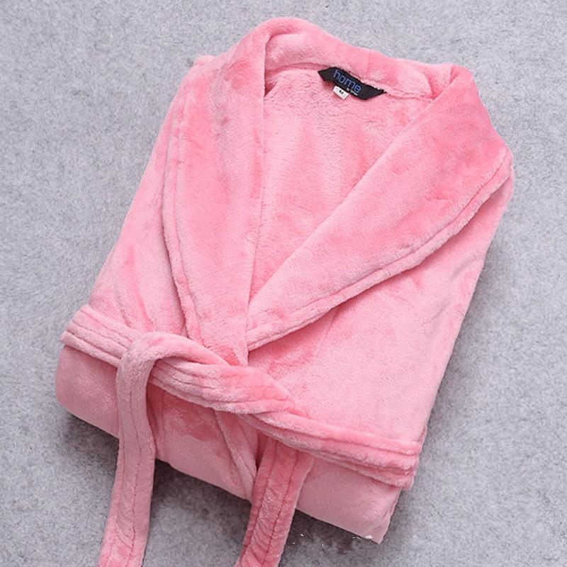 Unisex Bademantel aus Fleece und Flanell – warm und atmungsaktiv