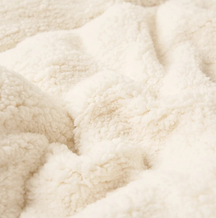 Flannel Fleece Cuddly Blanket – Soft, Warm and Machine Washable