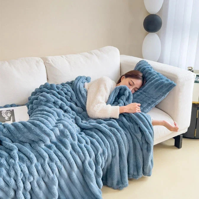 Fleece Blanket – Super Soft, Lightweight & Machine Washable