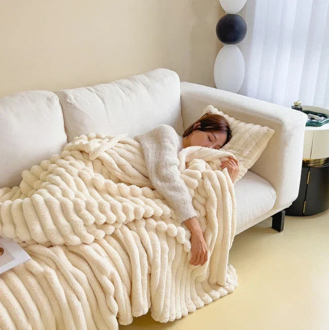 Fleece Blanket – Super Soft, Lightweight & Machine Washable