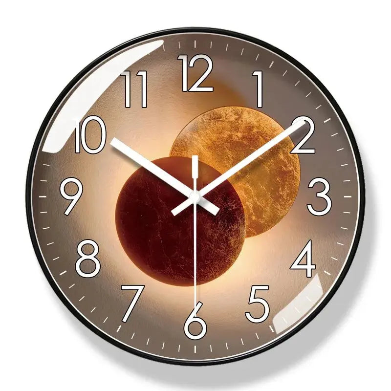 Designer-Wanduhr mit geräuschlosem Uhrwerk showing artistic geometric pattern in earth colors