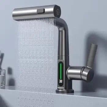 Digitaler Waschtischhahn mit Temperaturanzeige – modern und tropffrei