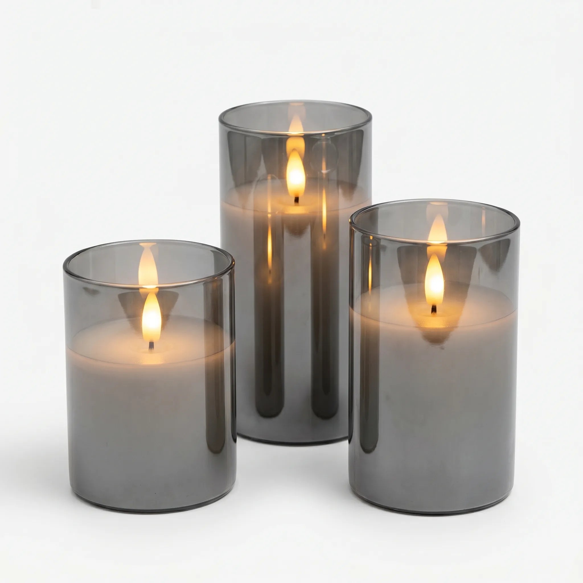 Flammenlose LED-Kerzen im Zylinder-Set mit Flackereffekt