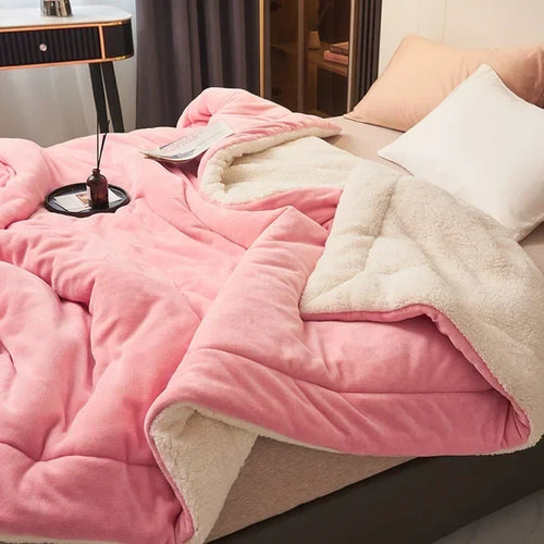 Fleece blanket – soft, warm and easy to care for