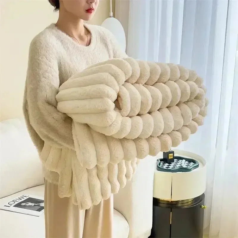 Fleece Decke weich warm – für Sofa, Bett und Freizeit