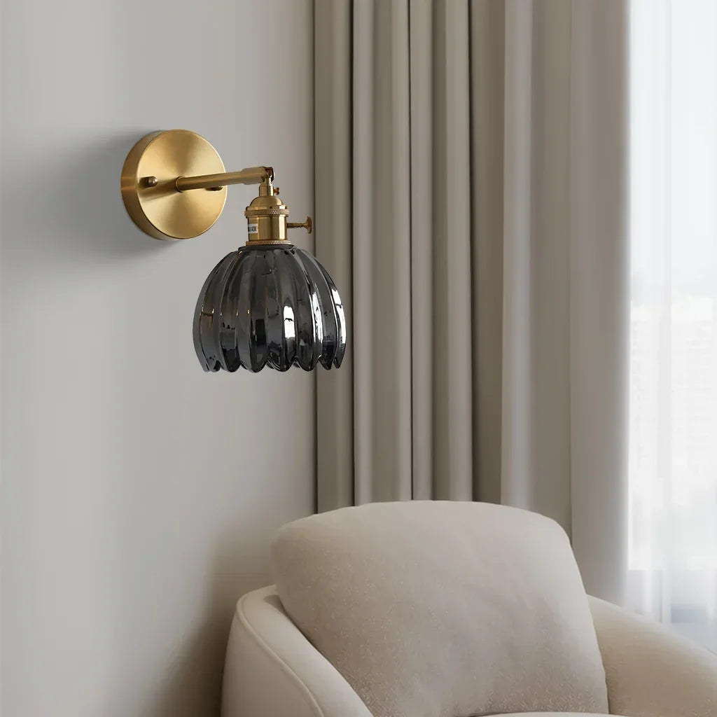 Lotus Glas Wandleuchte – dekoratives Wandlicht im Blütendesign