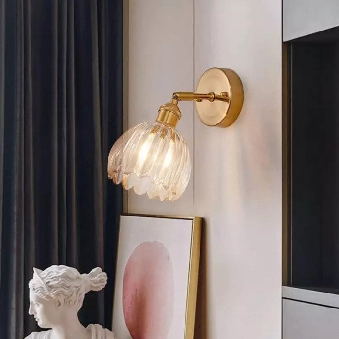 Lotus Glas Wandleuchte – dekoratives Wandlicht im Blütendesign
