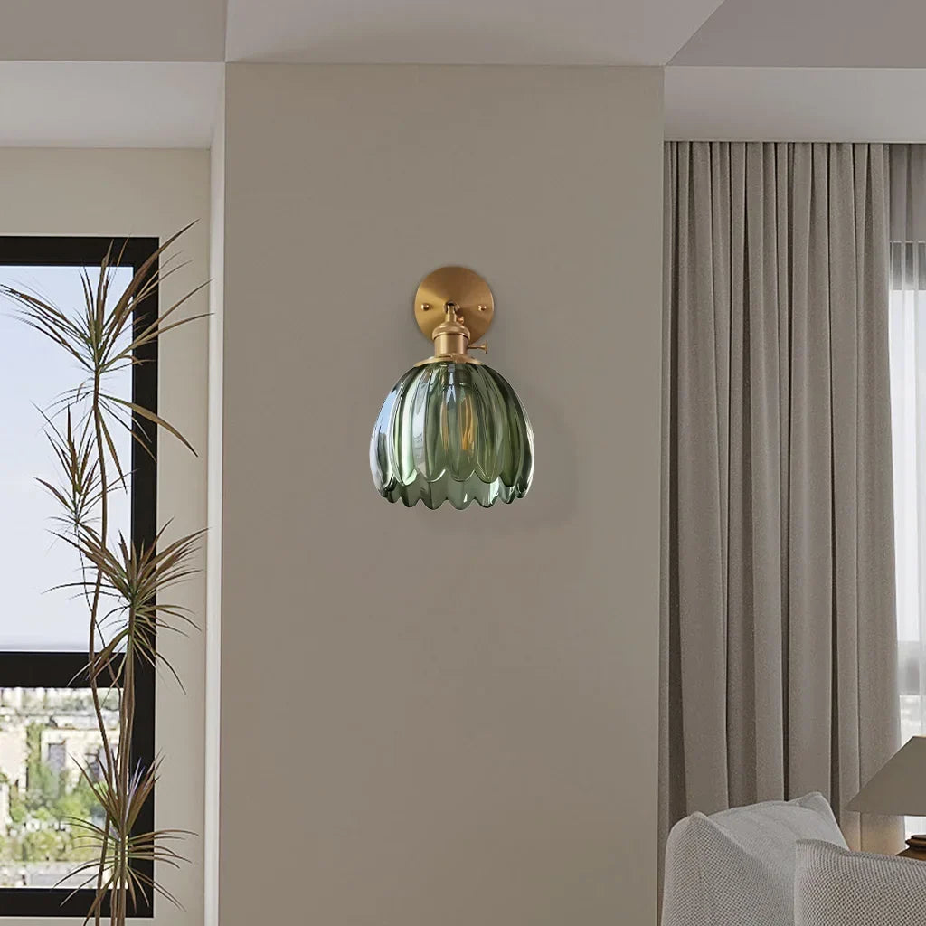 Lotus Glas Wandleuchte – dekoratives Wandlicht im Blütendesign