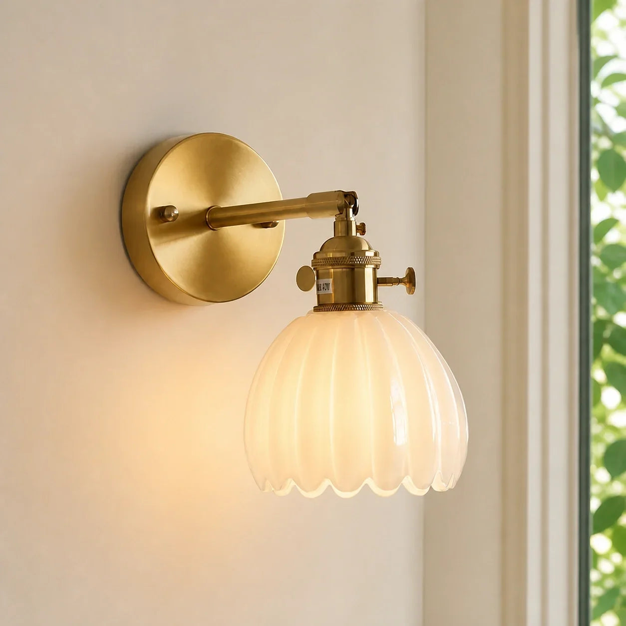 Lotus Glas Wandleuchte – dekoratives Wandlicht im Blütendesign