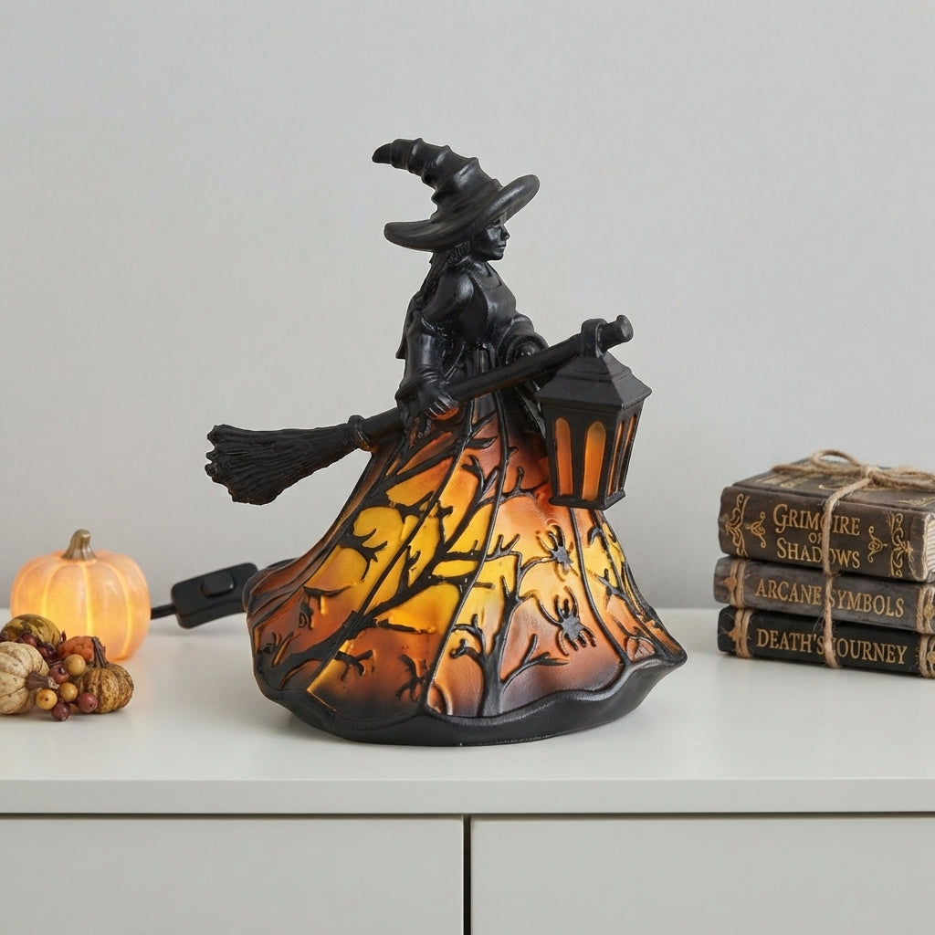 Hexen-Dekoleuchte mit Laterne – stimmungsvolles LED-Licht für Herbst