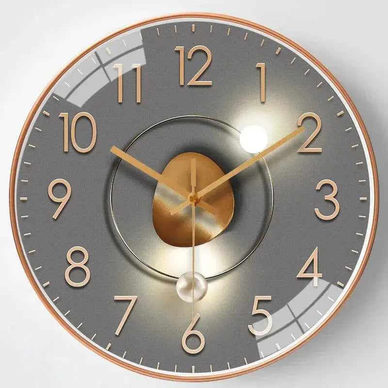 Geräuschlose klassische Wanduhr with copper frame and grey face design