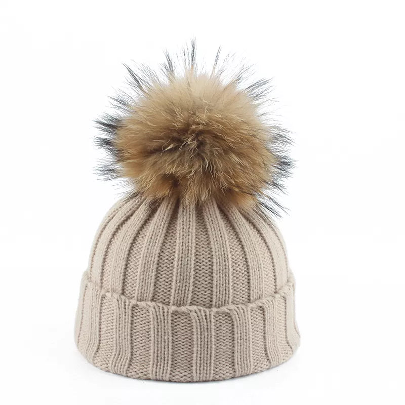Knitted winter hat with faux fur pom-pom - One size fits all