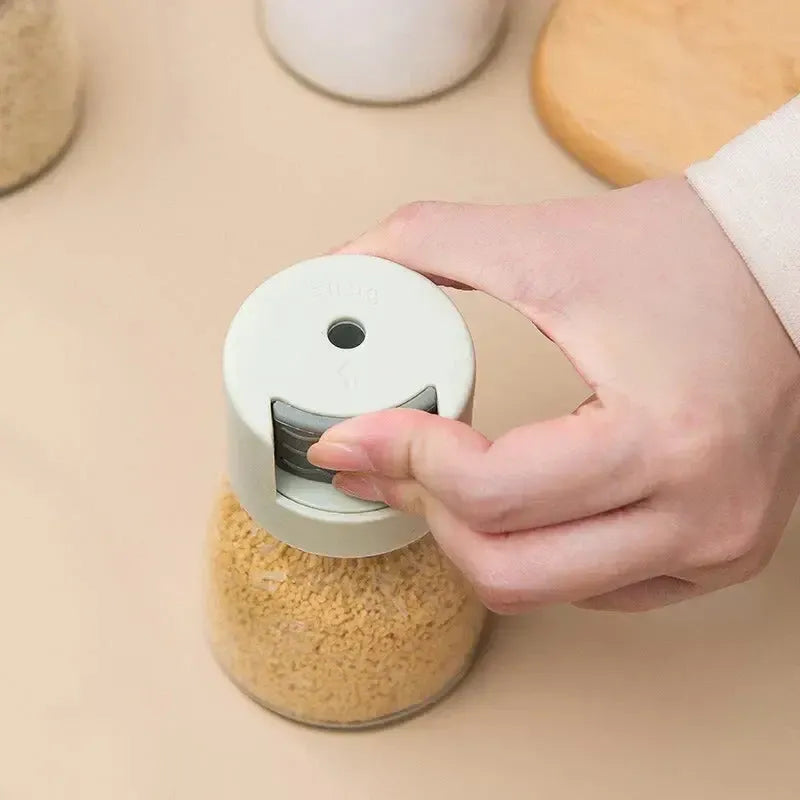 Gewürzspender mit Dosierfunktion für präzises Würzen