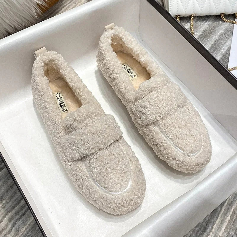 with wool and plush lining - warm and comfortable