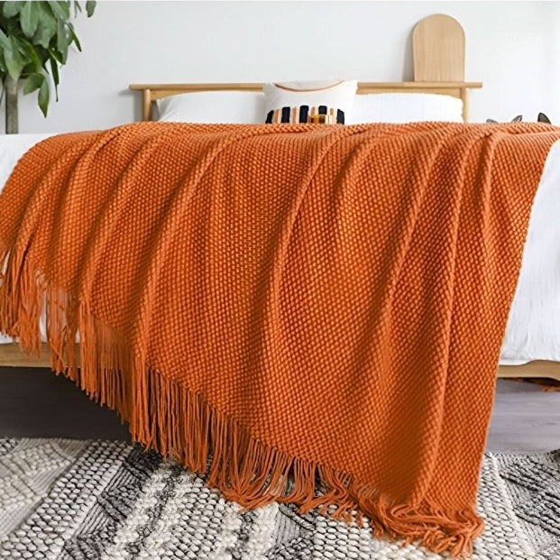 Knitted fleece blanket with fleece lining - soft and decorative