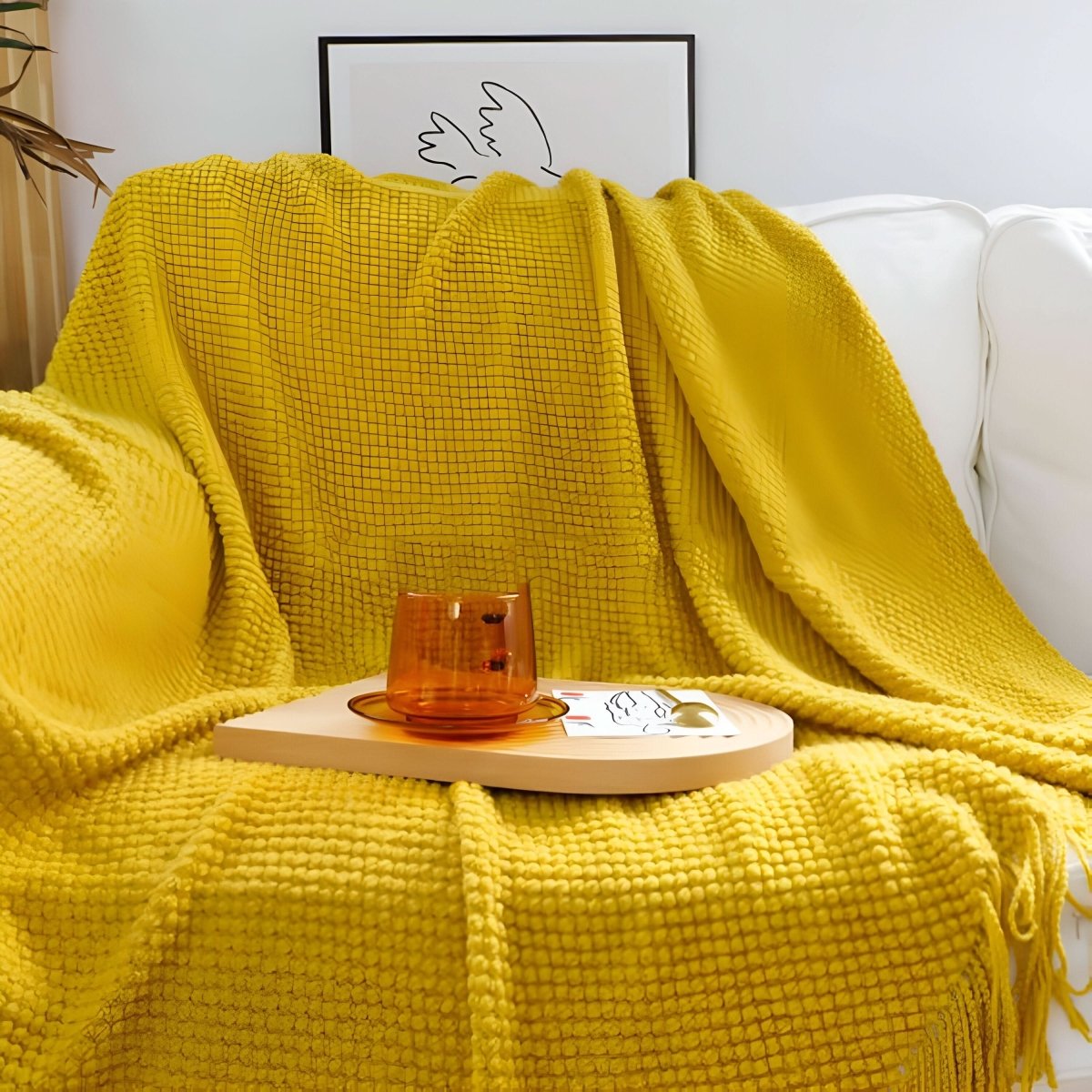Knitted fleece blanket with fleece lining - soft and decorative