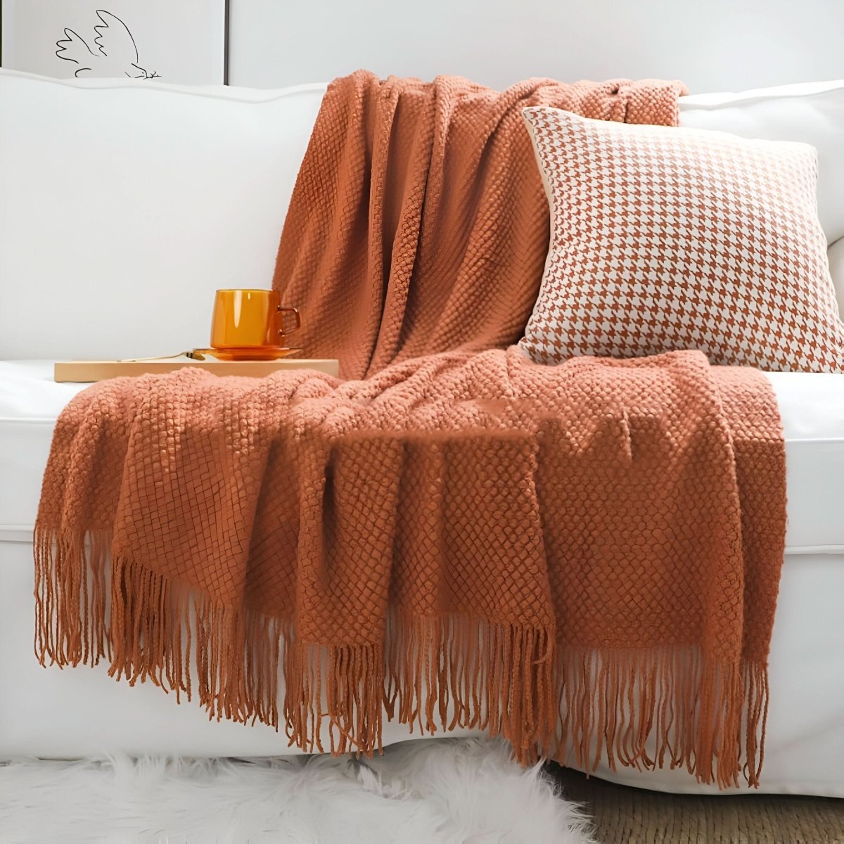 Knitted fleece blanket with fleece lining - soft and decorative