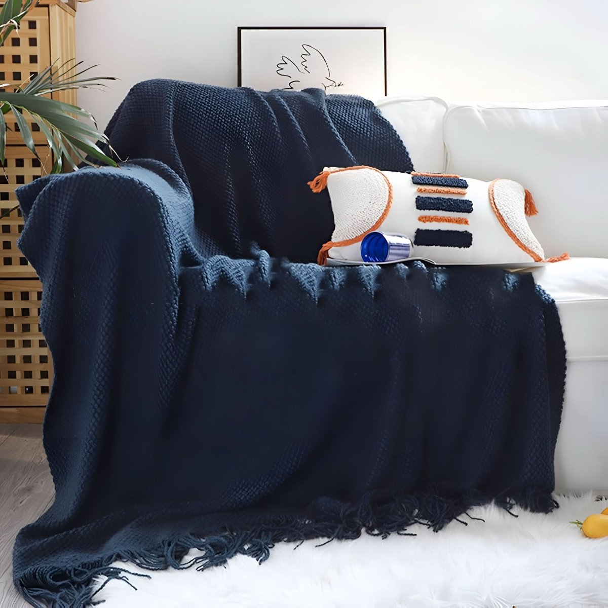 Knitted fleece blanket with fleece lining - soft and decorative