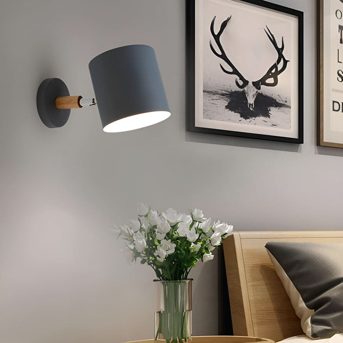Wall light in pastel colors – atmospheric wall lamp for modern rooms