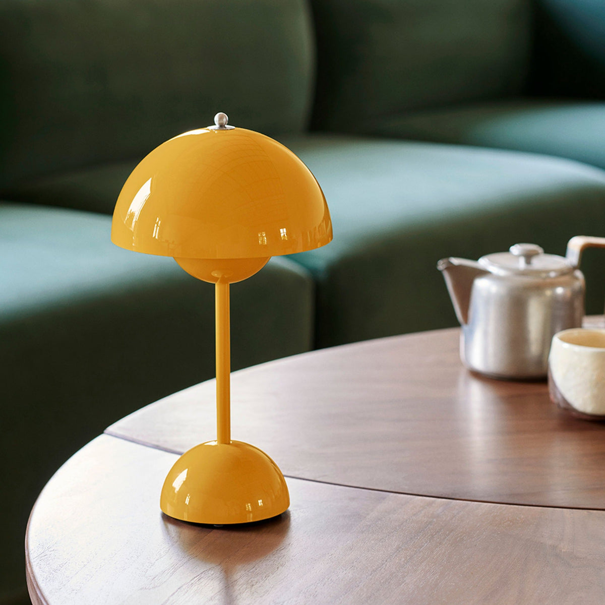 Kabellose LED-Tischlampe im Retro-Pilzdesign – per Touch dimmbar