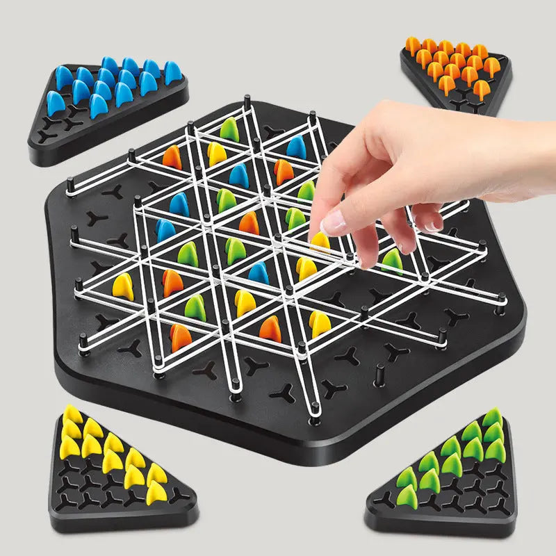 Kettendreieck-Strategiespiel – elegantes Denkspiel für 2–4 Spieler product image 5