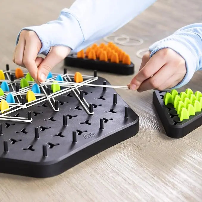 Kettendreieck-Strategiespiel – elegantes Denkspiel für 2–4 Spieler product image 2