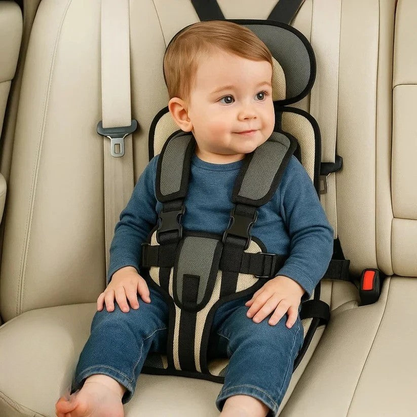 Foldable child seat for on the go with a five-point harness