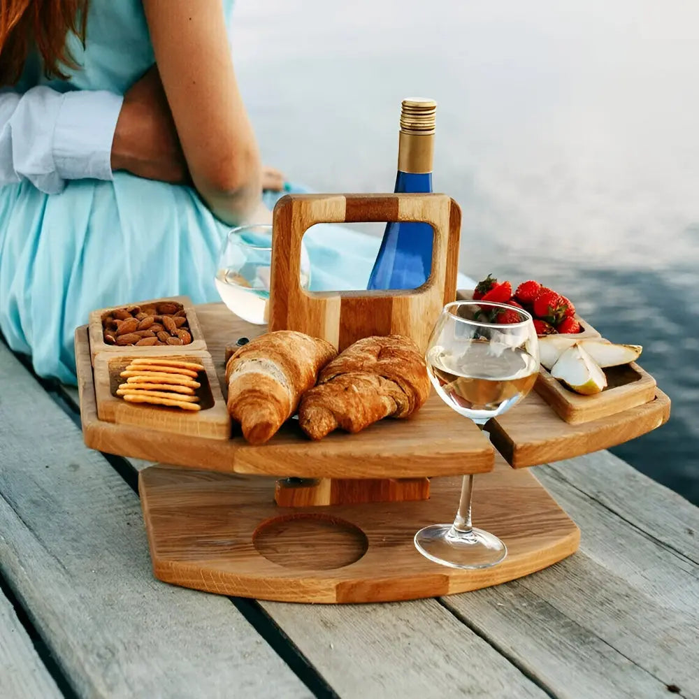Klappbarer Holz-Picknicktisch – Wein- & Snackfächer product image 2