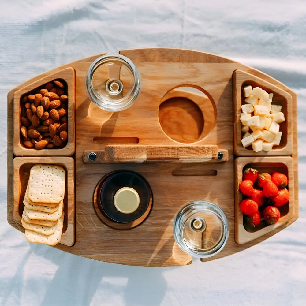 Klappbarer Holz-Picknicktisch – Wein- & Snackfächer product image 5
