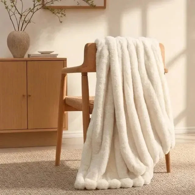 Kunstfell Kuscheldecke in Kaninchenfelloptik – weich und warm