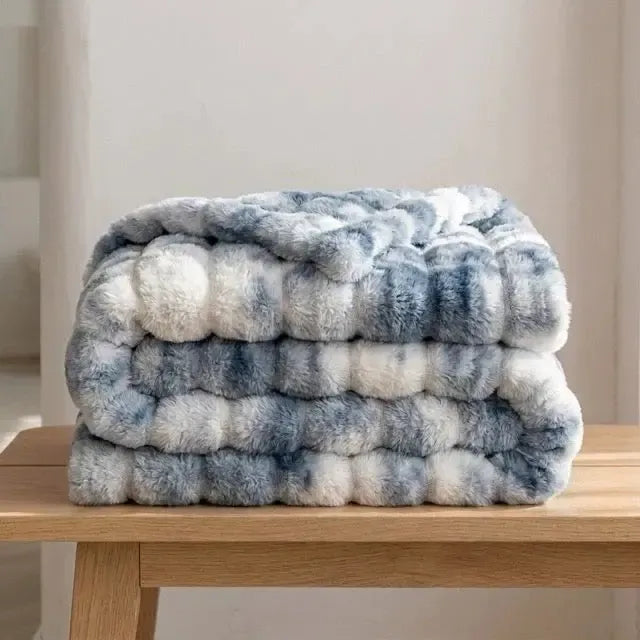 Kunstfell Kuscheldecke in Kaninchenfelloptik – weich und warm