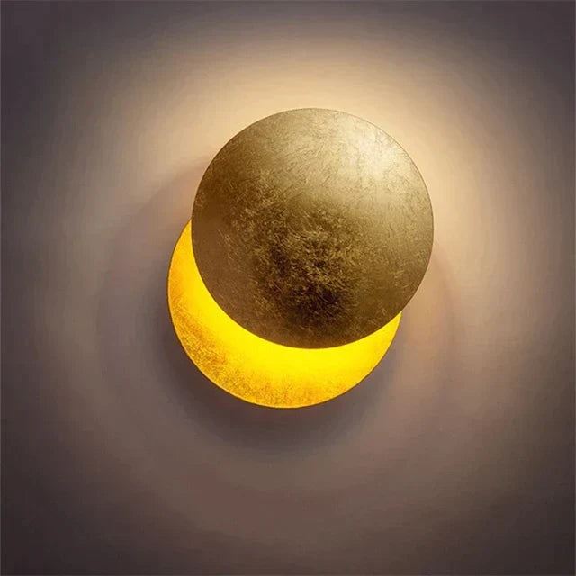 LED Wandlampe mit Mond- und Sonnenfinsternis-Design drehbar
