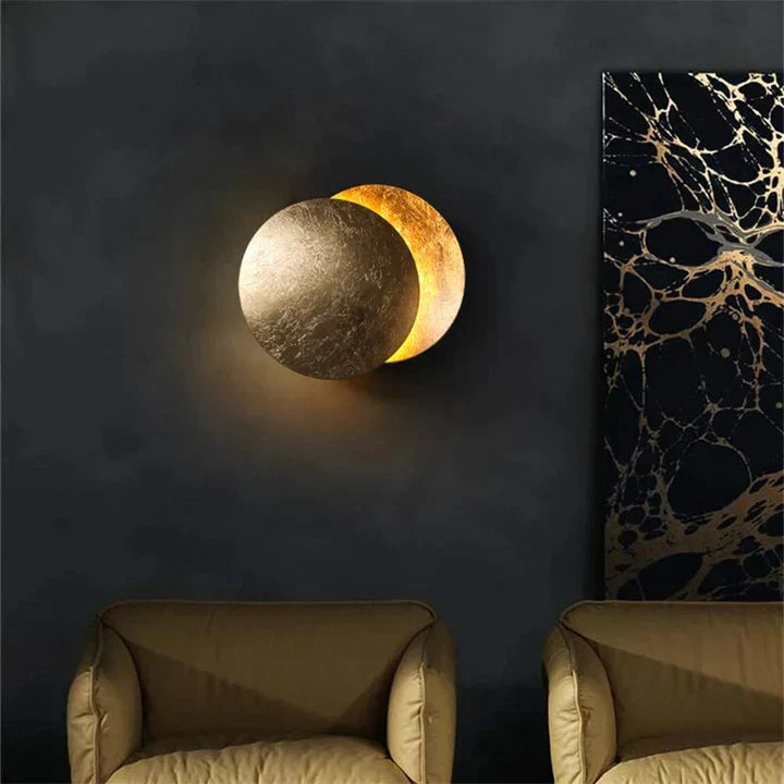 LED Wandlampe mit Mond- und Sonnenfinsternis-Design drehbar